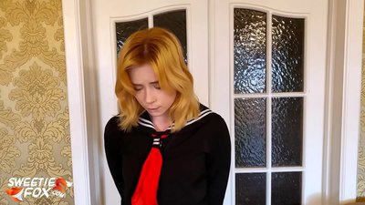 Patėvis griežtai nubaudė mokinę už blogą mokymąsi - Spanked and Mouthfucked