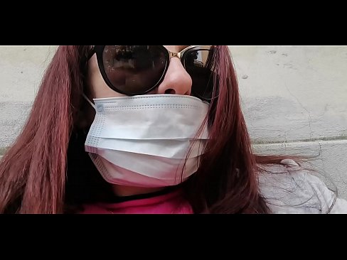 ❤️ Nicoletta keršija kaimynui ir šlapinasi į jo garažą (Specialusis Covid19 Italų karantinas) Kietas porno prie mūsų ❤