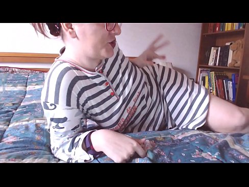 ❤️ Paimk šią didelę juodą varpą į burną maža vergė Kietas porno prie mūsų ❤