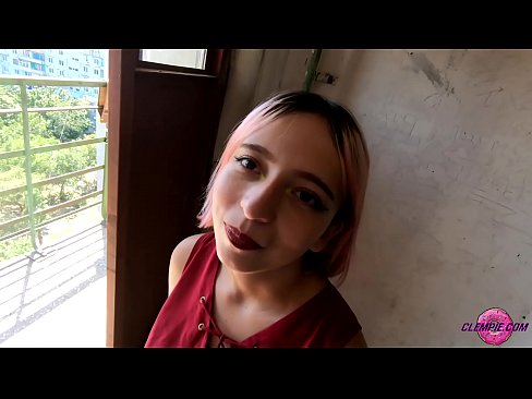 ❤️ Studentė jausmingai čiulpia nepažįstamąjį užmiestyje - sperma ant jo veido Kietas porno prie mūsų ❤